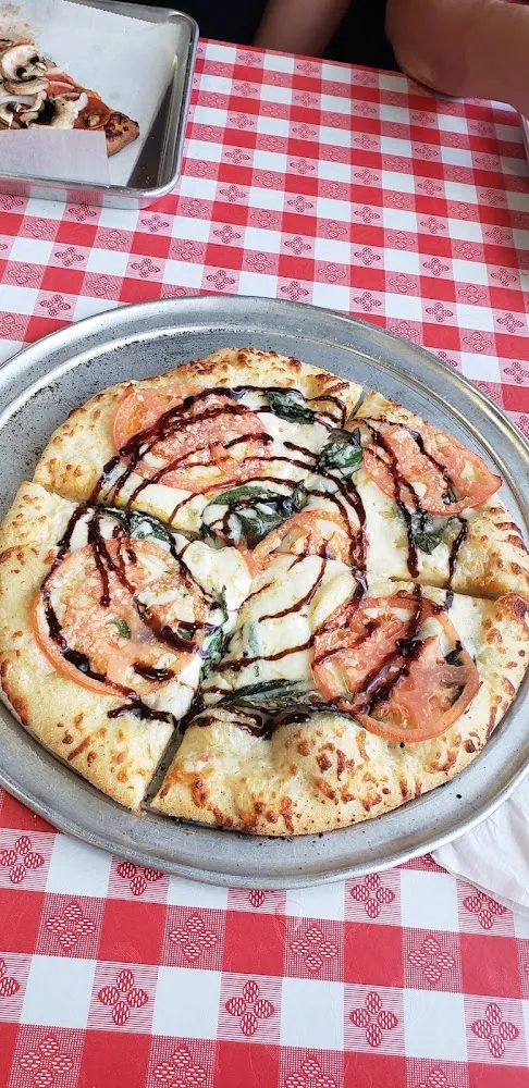 Caprese Pizza